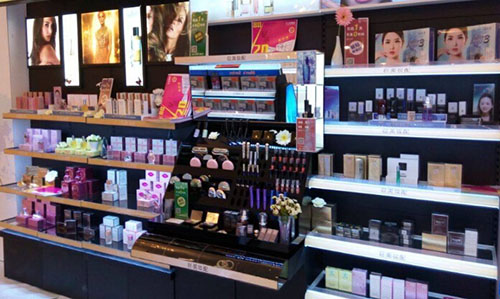 化妝品實(shí)體店 化妝品實(shí)體店競爭進(jìn)入存量時(shí)代?